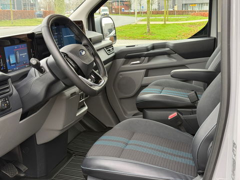Ford Transit Custom 320 2.5 PHEV L2H1 Sport