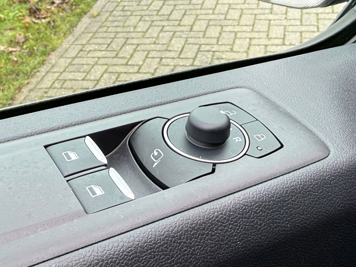 Ford Transit Custom 320 2.5 PHEV L2H1 Sport