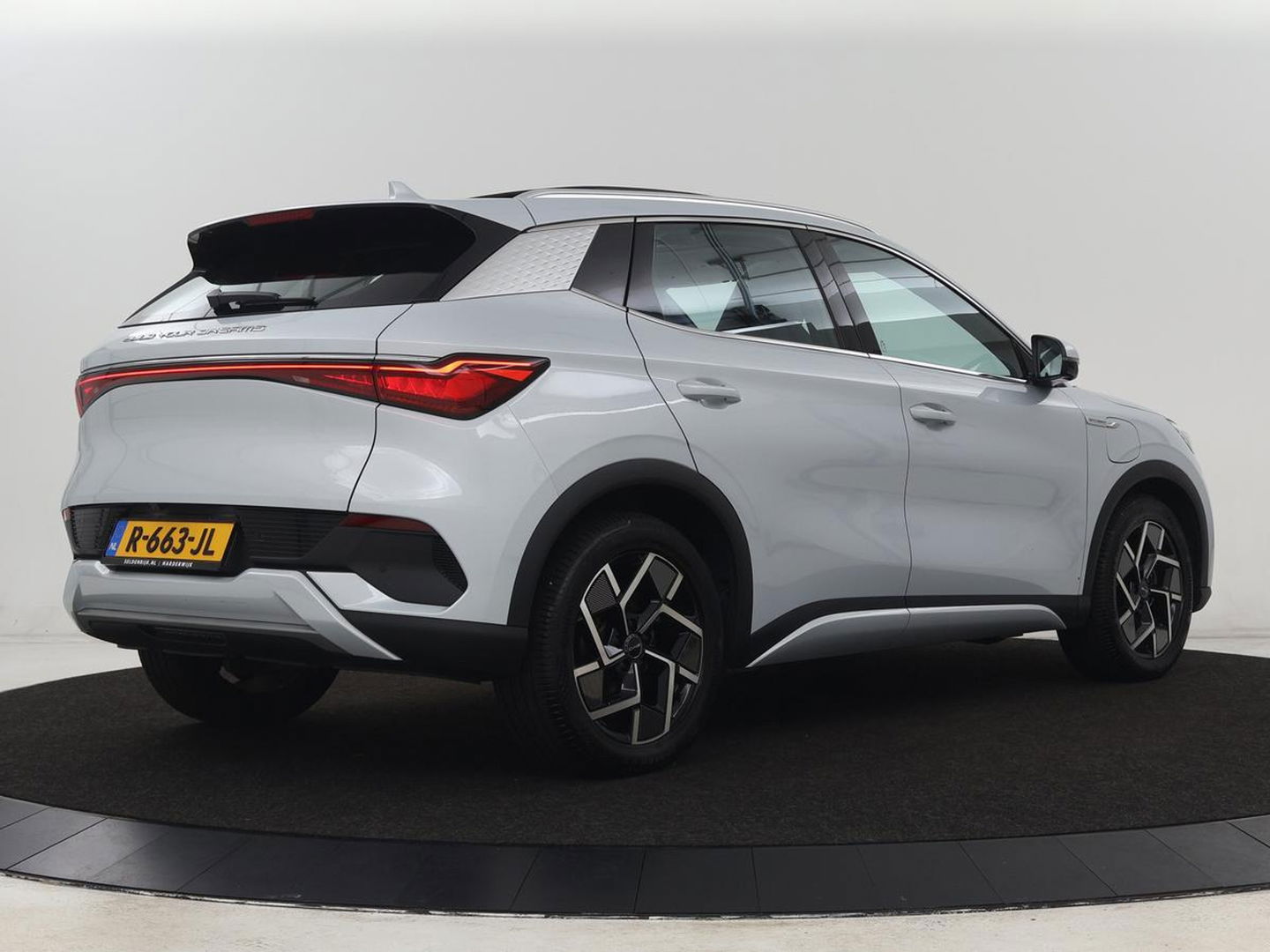 BYD ATTO 3 Comfort 60 kWh | Panoramadak | Warmtepomp | Leder | Stoelverwarming | 360 Camera | Carplay | Adaptive cruise | 18'' | Keyless | Full LED