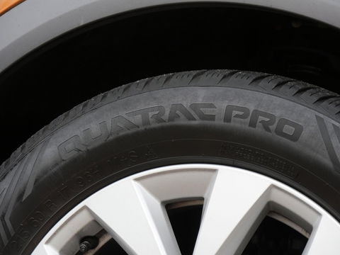 Renault Captur 1.0TCE INTENS/ KEYLESS/ PDC V+A/ CAMERA/ ALL-SEASON/ NL-AUTO