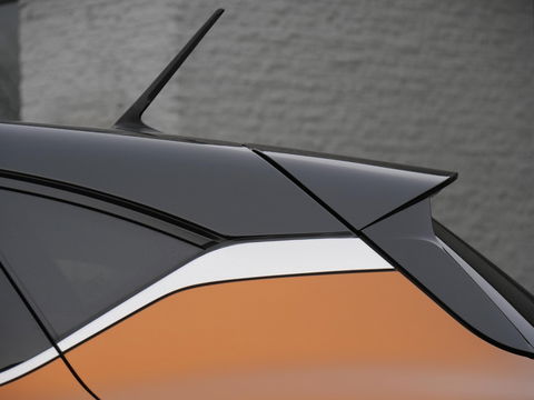 Renault Captur 1.0TCE INTENS/ KEYLESS/ PDC V+A/ CAMERA/ ALL-SEASON/ NL-AUTO