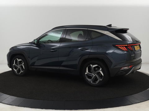 Hyundai Tucson 1.6 T-GDI PHEV Premium Sky AWD | Panoramadak | Stoelventilatie | Leder | 360 Camera | Carplay | Adaptive cruise | Keyless | Navigatie | Memory | Achterbankverwarming | Full LED | Plug In