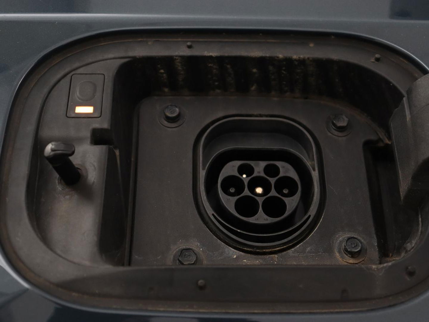 Hyundai Tucson 1.6 T-GDI PHEV Premium Sky AWD | Panoramadak | Stoelventilatie | Leder | 360 Camera | Carplay | Adaptive cruise | Keyless | Navigatie | Memory | Achterbankverwarming | Full LED | Plug In