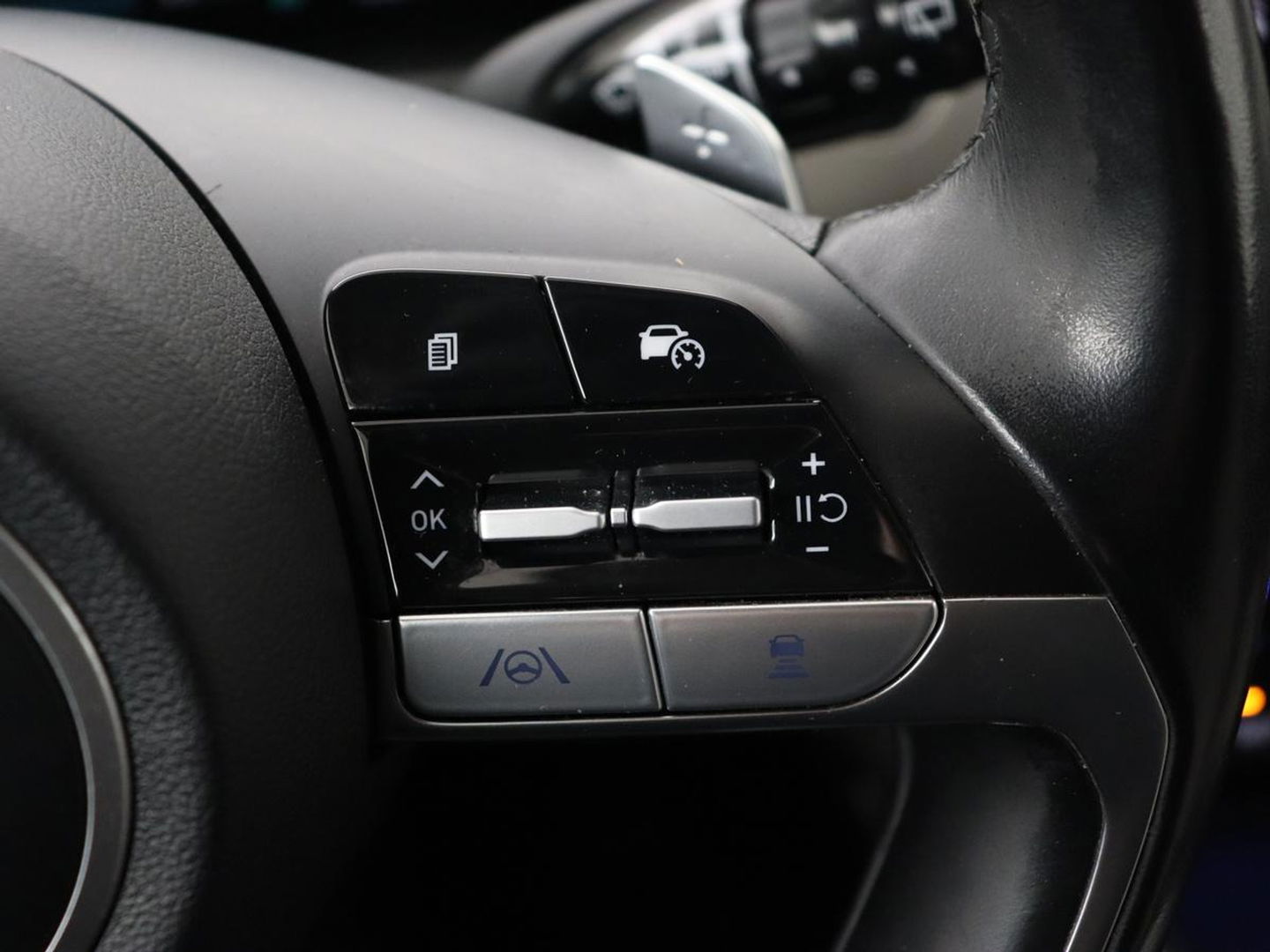 Hyundai Tucson 1.6 T-GDI PHEV Premium Sky AWD | Panoramadak | Stoelventilatie | Leder | 360 Camera | Carplay | Adaptive cruise | Keyless | Navigatie | Memory | Achterbankverwarming | Full LED | Plug In