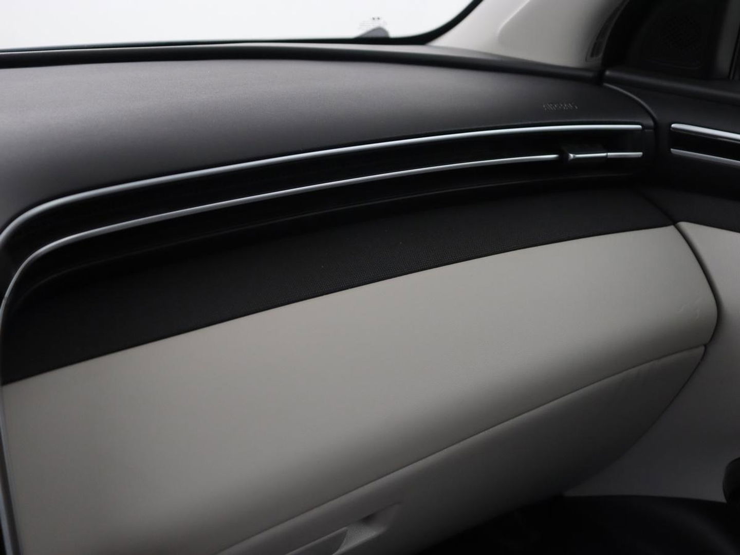 Hyundai Tucson 1.6 T-GDI PHEV Premium Sky AWD | Panoramadak | Stoelventilatie | Leder | 360 Camera | Carplay | Adaptive cruise | Keyless | Navigatie | Memory | Achterbankverwarming | Full LED | Plug In