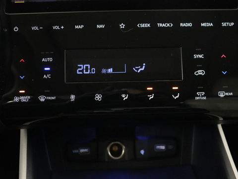 Hyundai Tucson 1.6 T-GDI PHEV Premium Sky AWD | Panoramadak | Stoelventilatie | Leder | 360 Camera | Carplay | Adaptive cruise | Keyless | Navigatie | Memory | Achterbankverwarming | Full LED | Plug In