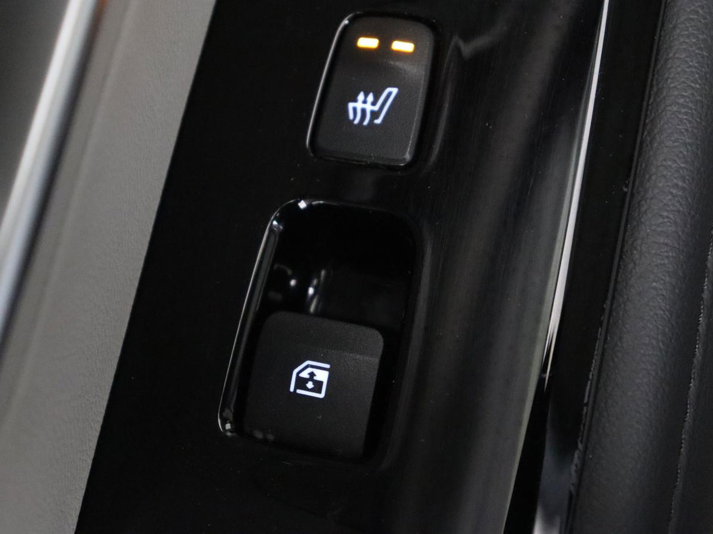 Hyundai Tucson 1.6 T-GDI PHEV Premium Sky AWD | Panoramadak | Stoelventilatie | Leder | 360 Camera | Carplay | Adaptive cruise | Keyless | Navigatie | Memory | Achterbankverwarming | Full LED | Plug In