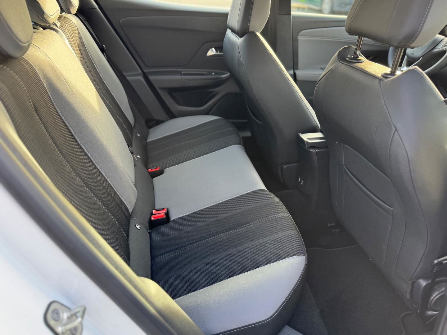 Opel Mokka 1.2 Turbo Edition Camera Navigatie Led Stuuverw. Stoelverw.