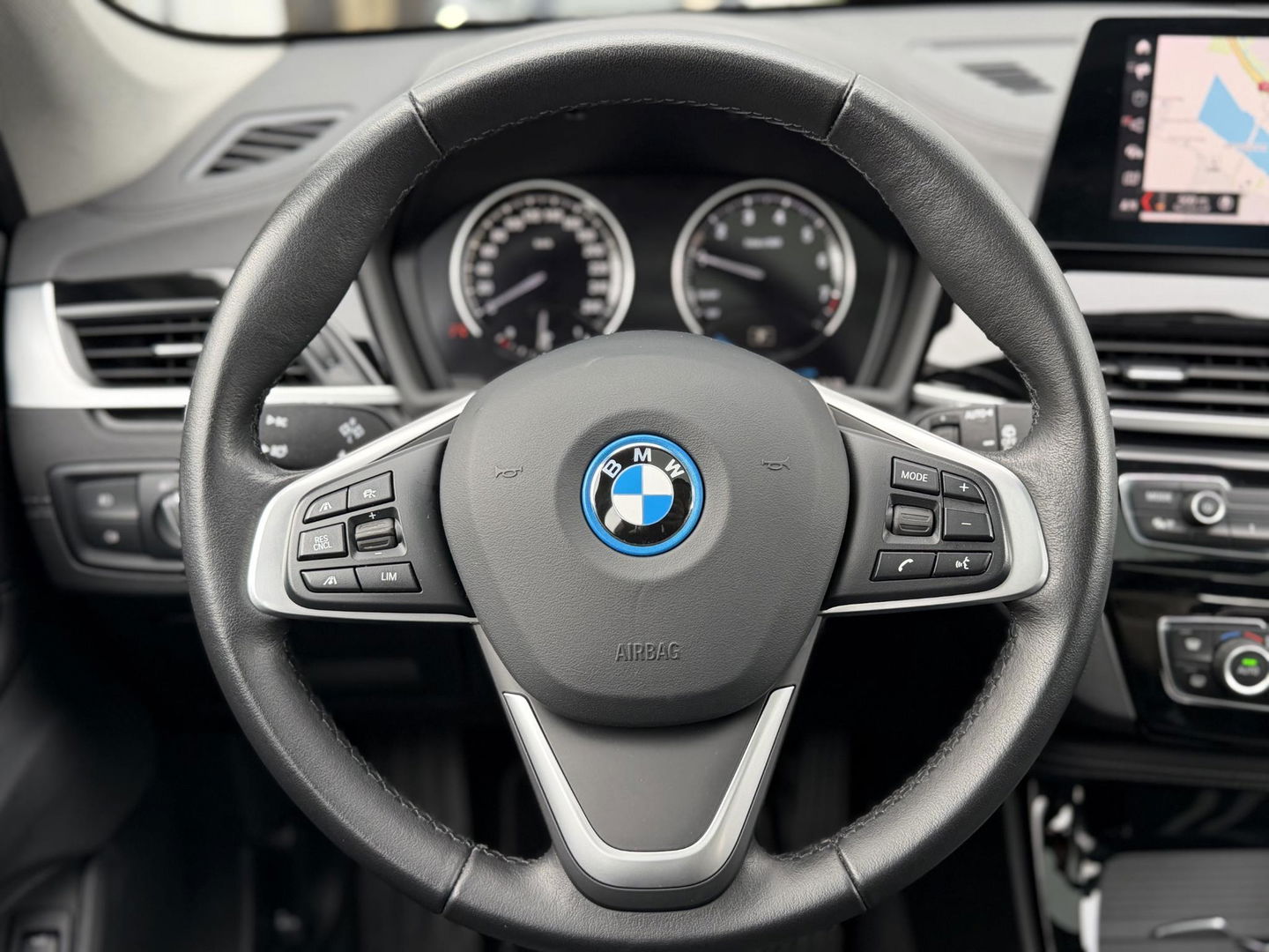 BMW X1 xDrive25e High Ex. Sport Line |Pano|Driving Ass. Plus|ACC|HUD|