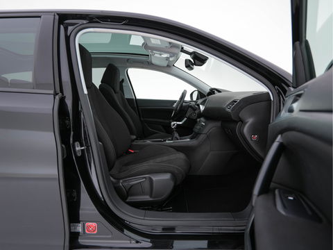 Peugeot 308 SW 1.6 BlueHDI Blue Lease Executive *PANO | NAVI-FULLMAP | ECC | PDC | CRUISE | CAMERA | TOWBAR | COMFORT-SEATS | 16''ALU*