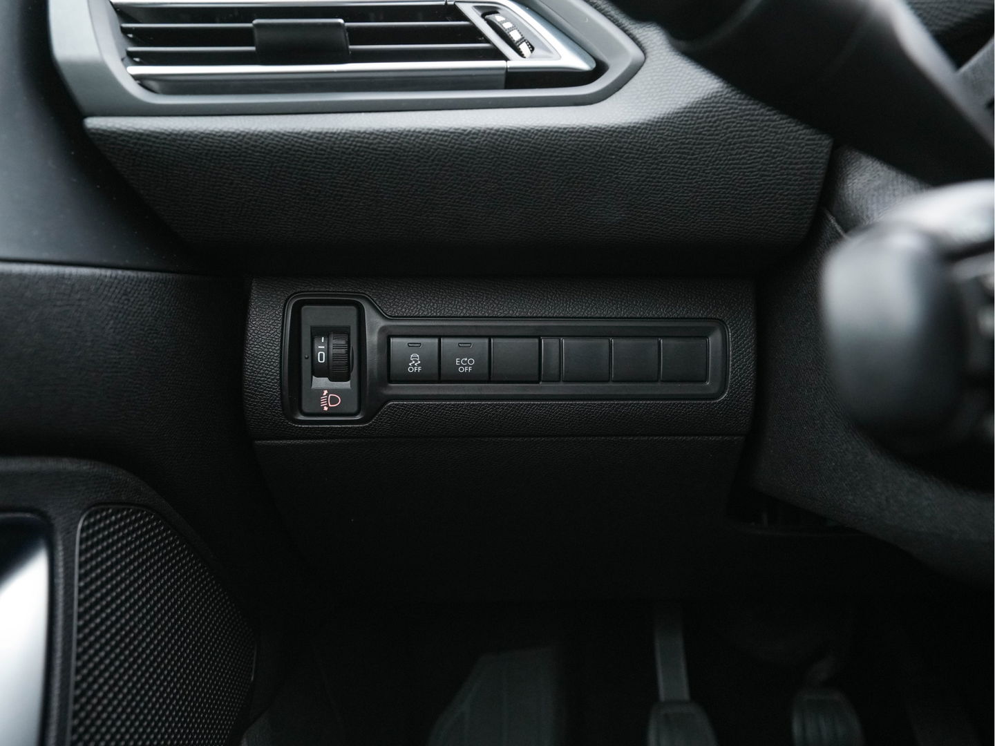 Peugeot 308 SW 1.6 BlueHDI Blue Lease Executive *PANO | NAVI-FULLMAP | ECC | PDC | CRUISE | CAMERA | TOWBAR | COMFORT-SEATS | 16''ALU*