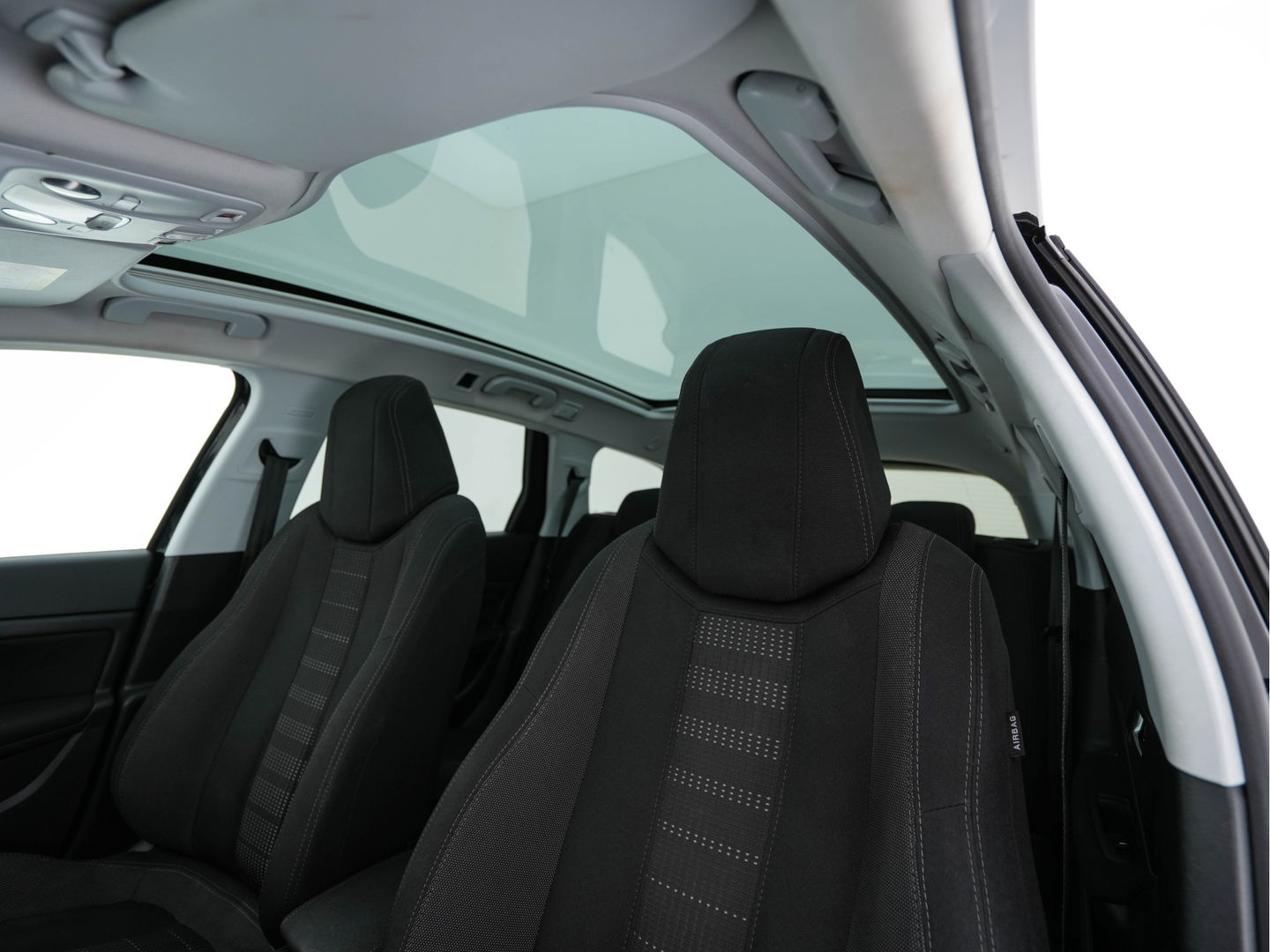 Peugeot 308 SW 1.6 BlueHDI Blue Lease Executive *PANO | NAVI-FULLMAP | ECC | PDC | CRUISE | CAMERA | TOWBAR | COMFORT-SEATS | 16''ALU*