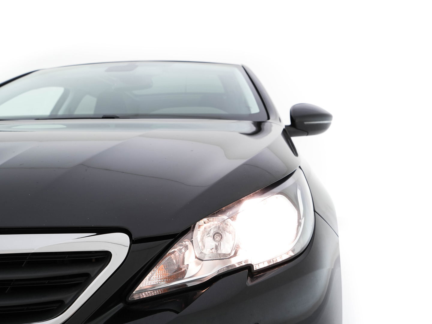 Peugeot 308 SW 1.6 BlueHDI Blue Lease Executive *PANO | NAVI-FULLMAP | ECC | PDC | CRUISE | CAMERA | TOWBAR | COMFORT-SEATS | 16''ALU*