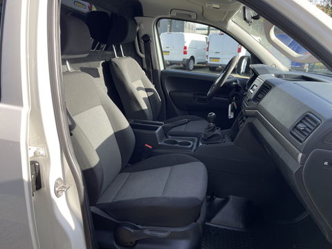 Volkswagen Amarok 3.0 TDI 164pk 4 Motion Plus Cab Trendline / 2 persoons / vaste prijs rijklaar € 19.950 ex btw / lease vanaf € 336 / 4x4 / airco / trekhaak 3000 kg / euro 6 diesel / bpm vrij