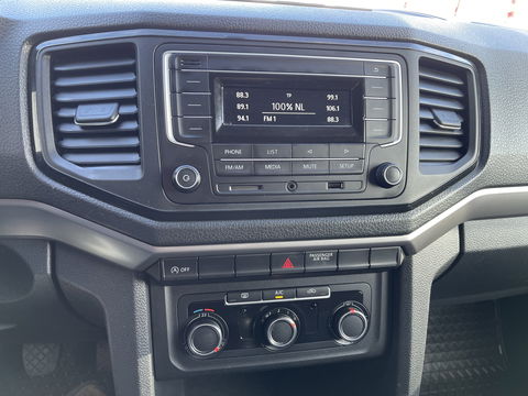 Volkswagen Amarok 3.0 TDI 164pk 4 Motion Plus Cab Trendline / 2 persoons / vaste prijs rijklaar € 19.950 ex btw / lease vanaf € 336 / 4x4 / airco / trekhaak 3000 kg / euro 6 diesel / bpm vrij