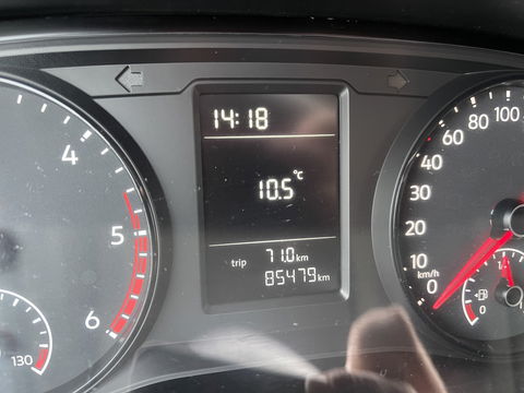 Volkswagen Amarok 3.0 TDI 164pk 4 Motion Plus Cab Trendline / 2 persoons / vaste prijs rijklaar € 19.950 ex btw / lease vanaf € 336 / 4x4 / airco / trekhaak 3000 kg / euro 6 diesel / bpm vrij