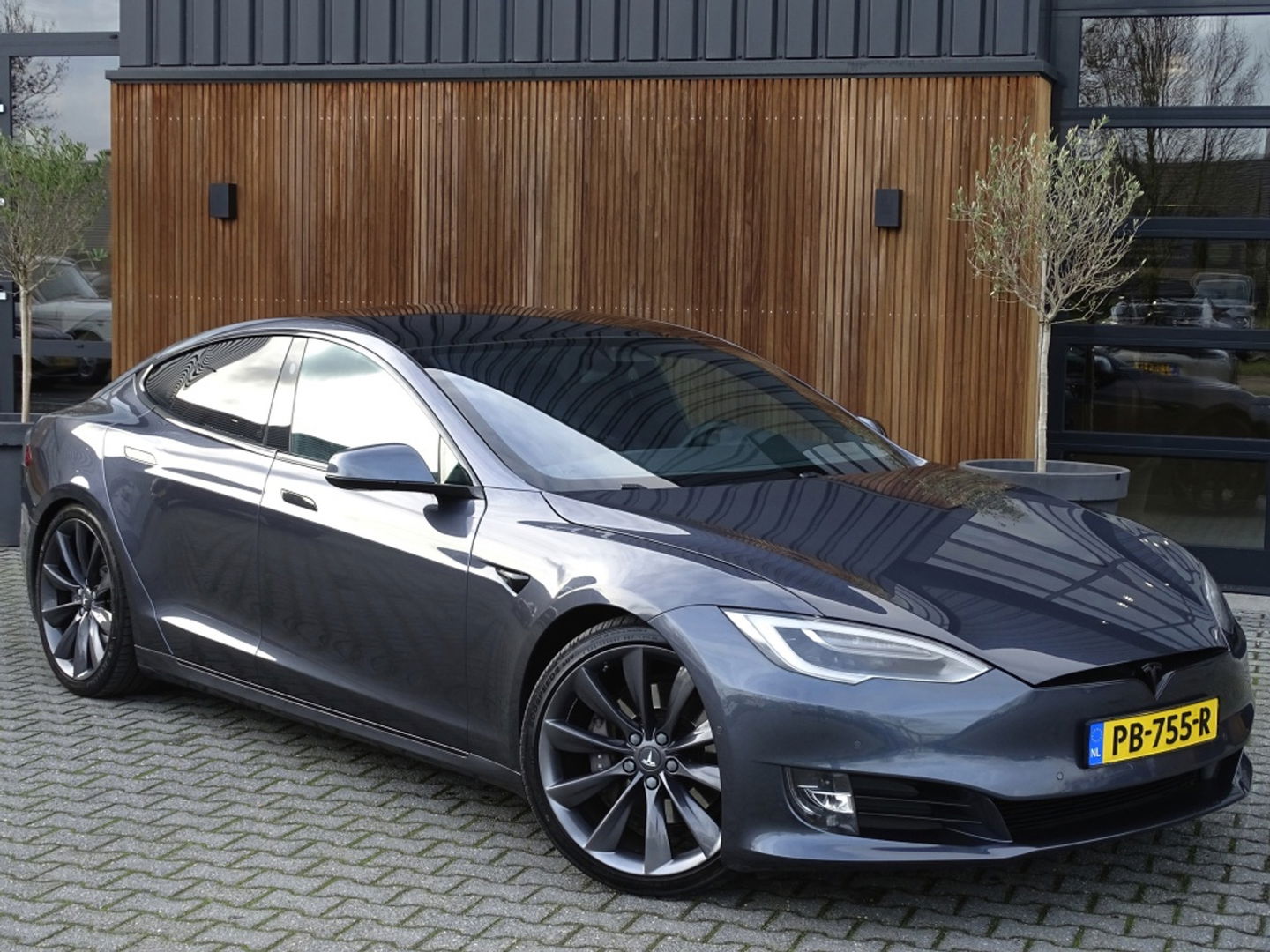 tesla motors MODEL S 90D Base 423PK / alcantara / *NAP*