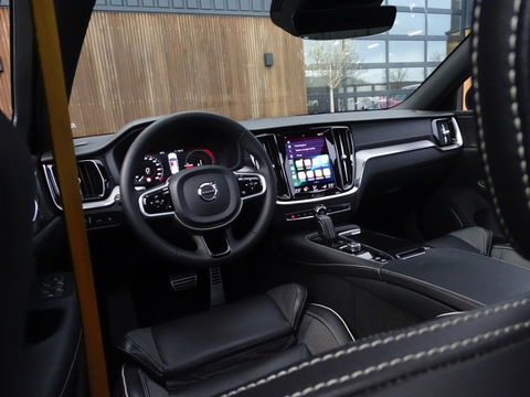 Volvo S60 T8 405PK Polestar Engineerd AWD / Brembo / Harman Kardon / LED