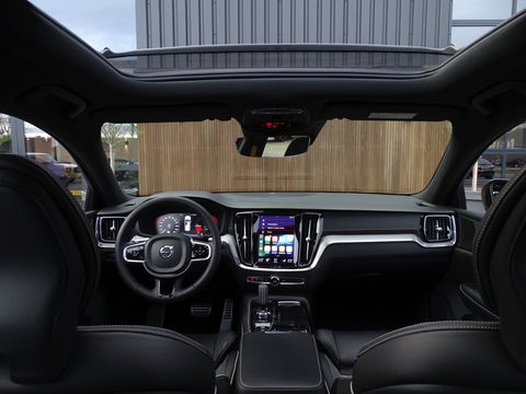 Volvo S60 T8 405PK Polestar Engineerd AWD / Brembo / Harman Kardon / LED