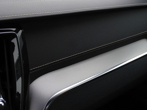 Volvo S60 T8 405PK Polestar Engineerd AWD / Brembo / Harman Kardon / LED