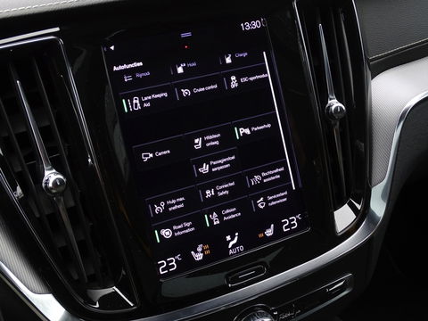 Volvo S60 T8 405PK Polestar Engineerd AWD / Brembo / Harman Kardon / LED