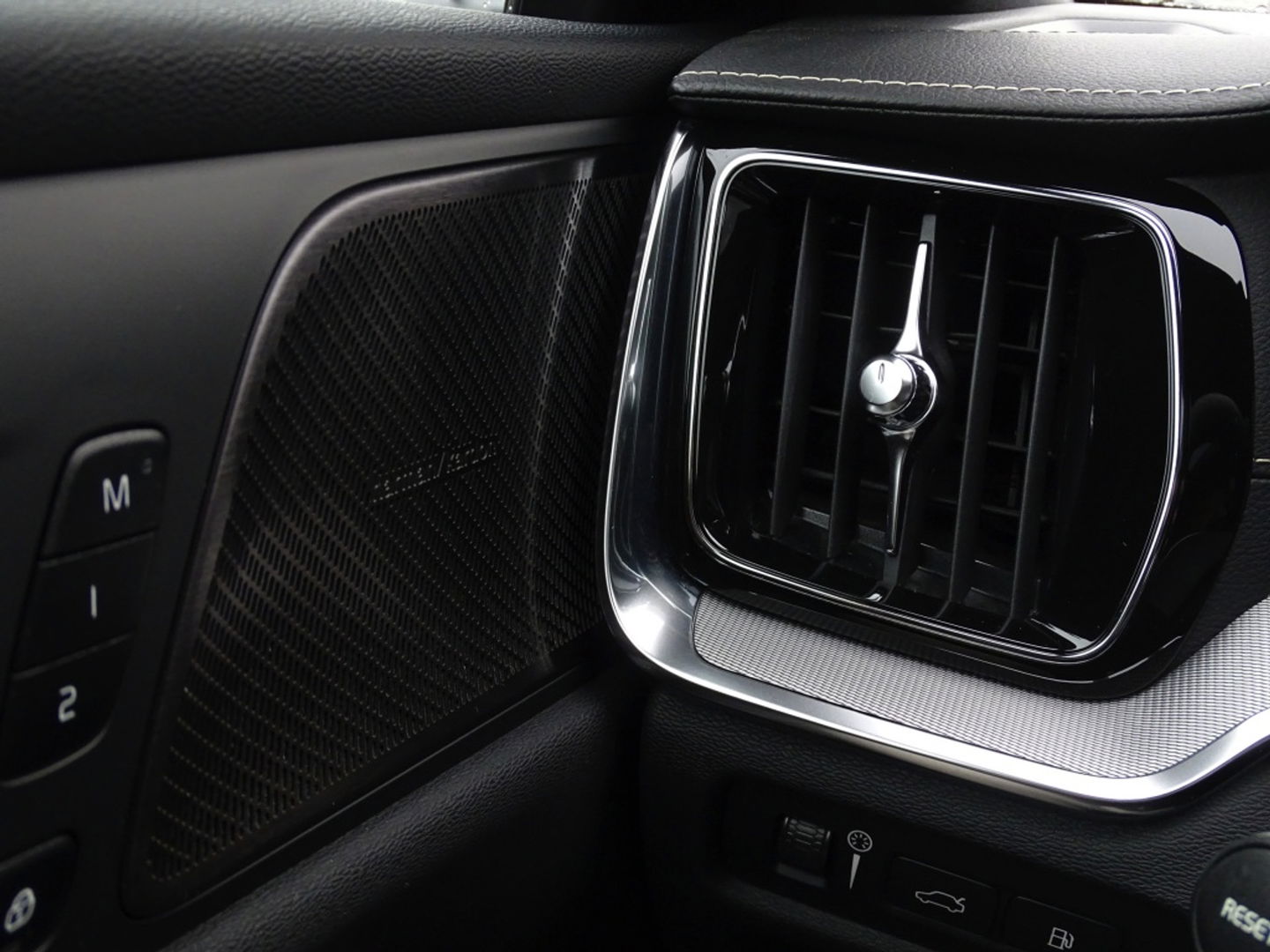 Volvo S60 T8 405PK Polestar Engineerd AWD / Brembo / Harman Kardon / LED