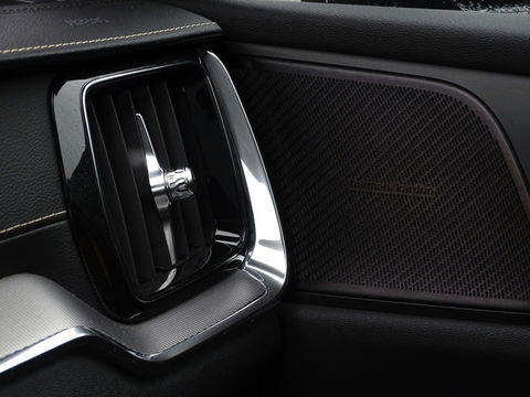 Volvo S60 T8 405PK Polestar Engineerd AWD / Brembo / Harman Kardon / LED