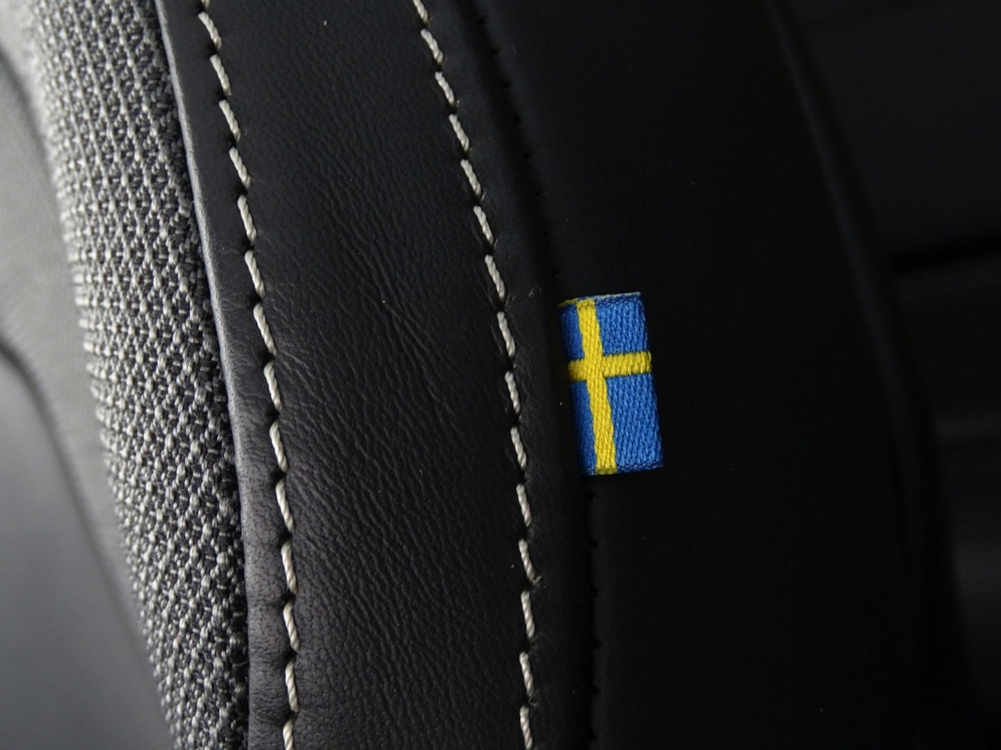 Volvo S60 T8 405PK Polestar Engineerd AWD / Brembo / Harman Kardon / LED