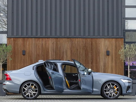 Volvo S60 T8 405PK Polestar Engineerd AWD / Brembo / Harman Kardon / LED