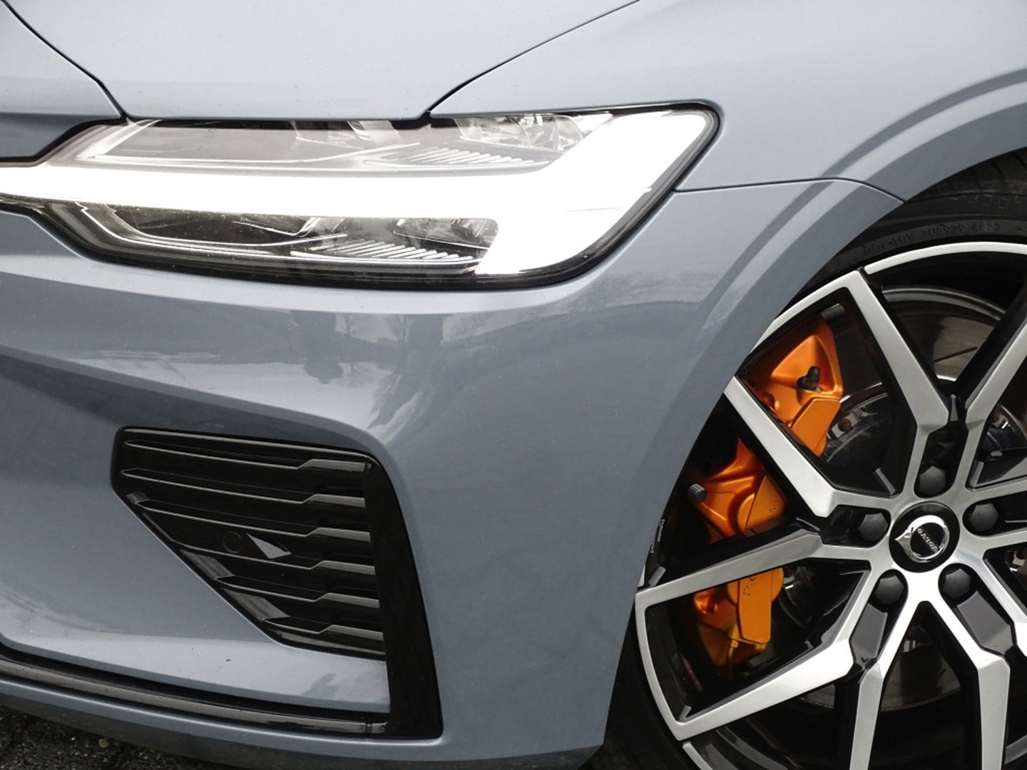 Volvo S60 T8 405PK Polestar Engineerd AWD / Brembo / Harman Kardon / LED