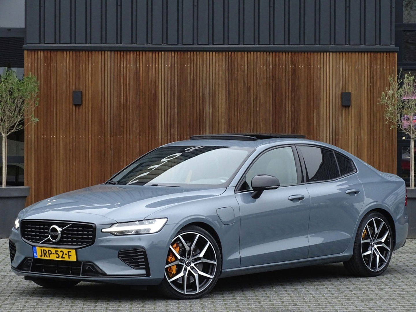 Volvo S60 T8 405PK Polestar Engineerd AWD / Brembo / Harman Kardon / LED