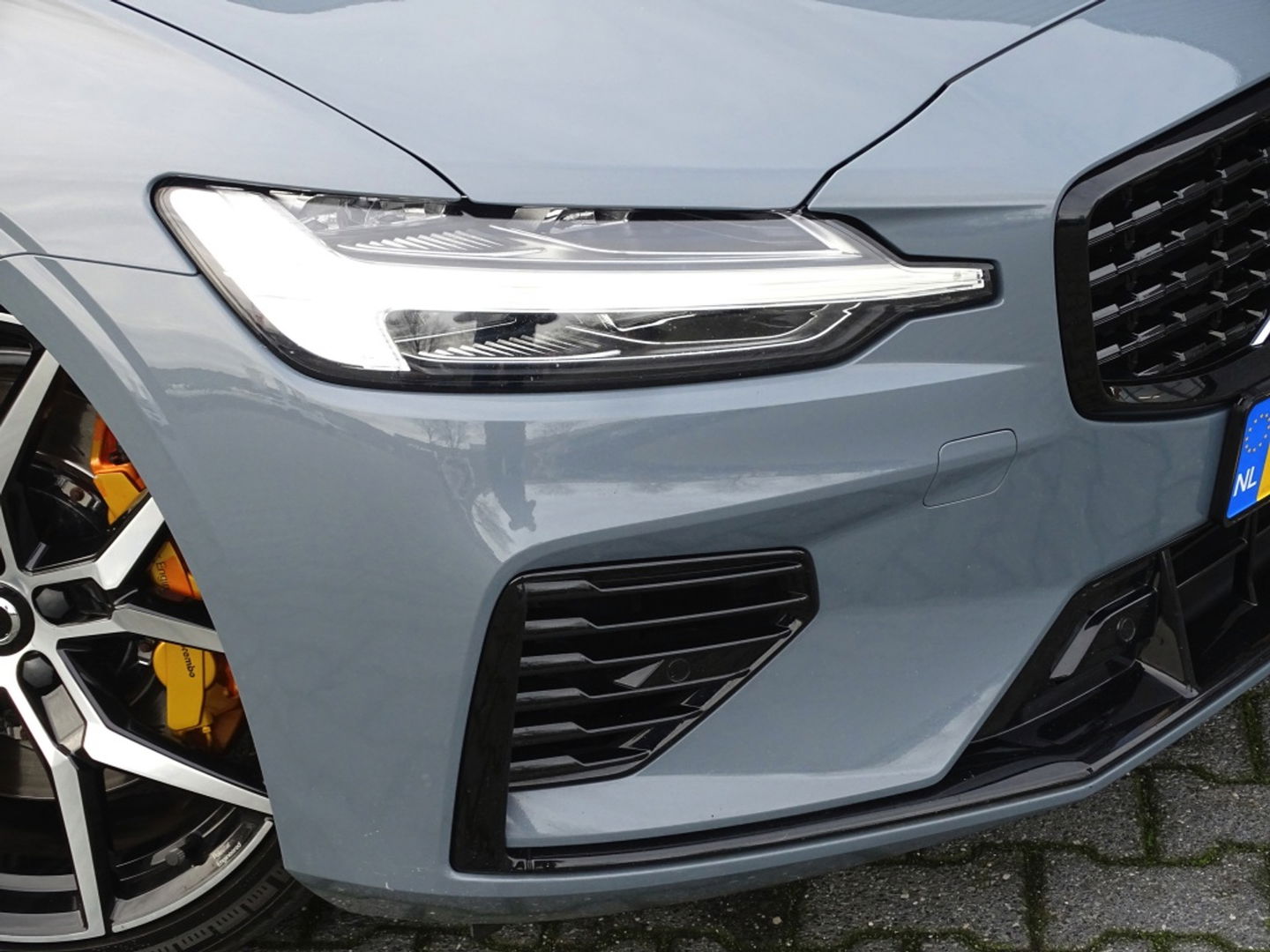 Volvo S60 T8 405PK Polestar Engineerd AWD / Brembo / Harman Kardon / LED