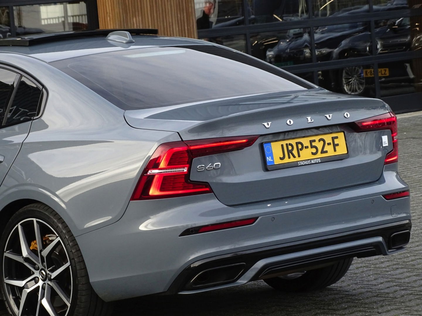 Volvo S60 T8 405PK Polestar Engineerd AWD / Brembo / Harman Kardon / LED