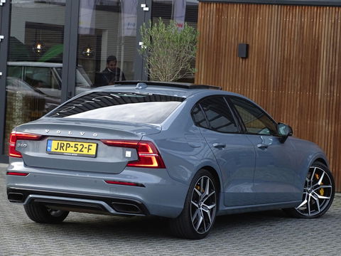 Volvo S60 T8 405PK Polestar Engineerd AWD / Brembo / Harman Kardon / LED