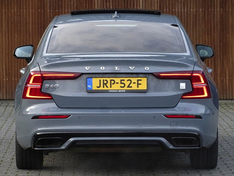 Volvo S60 T8 405PK Polestar Engineerd AWD / Brembo / Harman Kardon / LED