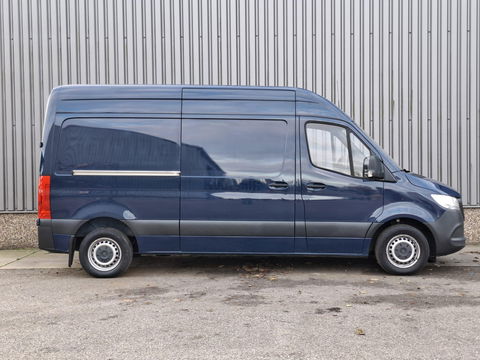 Mercedes-Benz Sprinter Mercedes Sprinter 311 CDI L2H2 / AIRCO / CAMERA / 3 ZITS / DEALER ONDERHOUDEN
