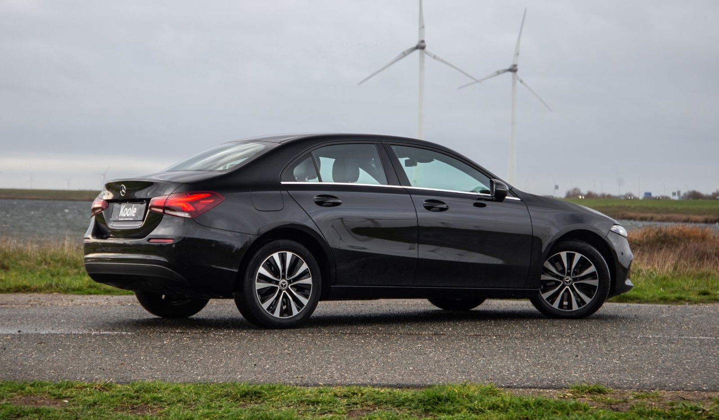 Mercedes-Benz A-Klasse 250 e Business Solution Luxury Limited AUTOMAAT / LEDER / CRUISE CONTROLE / CAMERA / CARPLAY