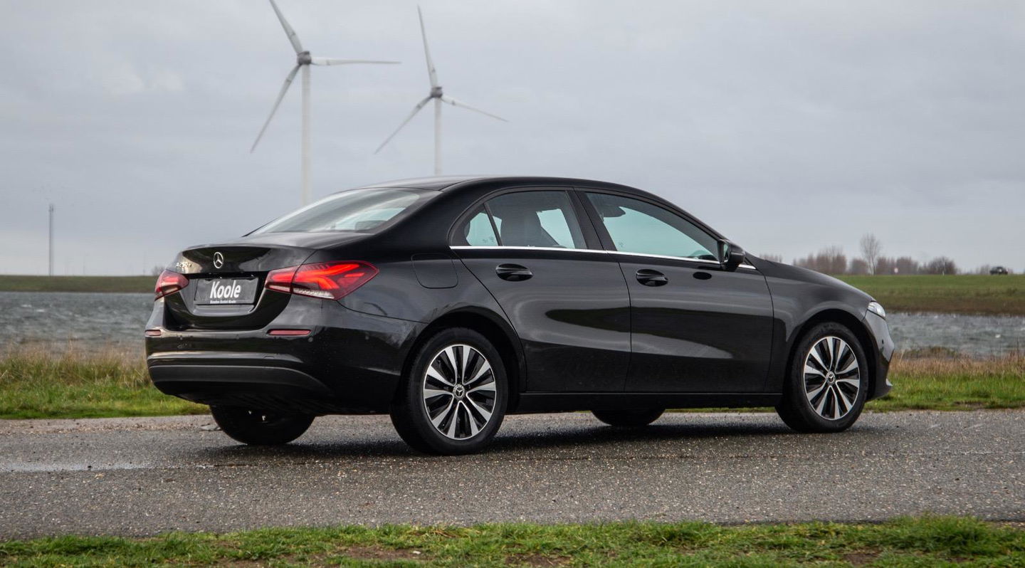 Mercedes-Benz A-Klasse 250 e Business Solution Luxury Limited AUTOMAAT / LEDER / CRUISE CONTROLE / CAMERA / CARPLAY