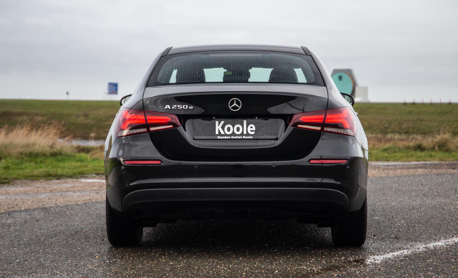 Mercedes-Benz A-Klasse 250 e Business Solution Luxury Limited AUTOMAAT / LEDER / CRUISE CONTROLE / CAMERA / CARPLAY