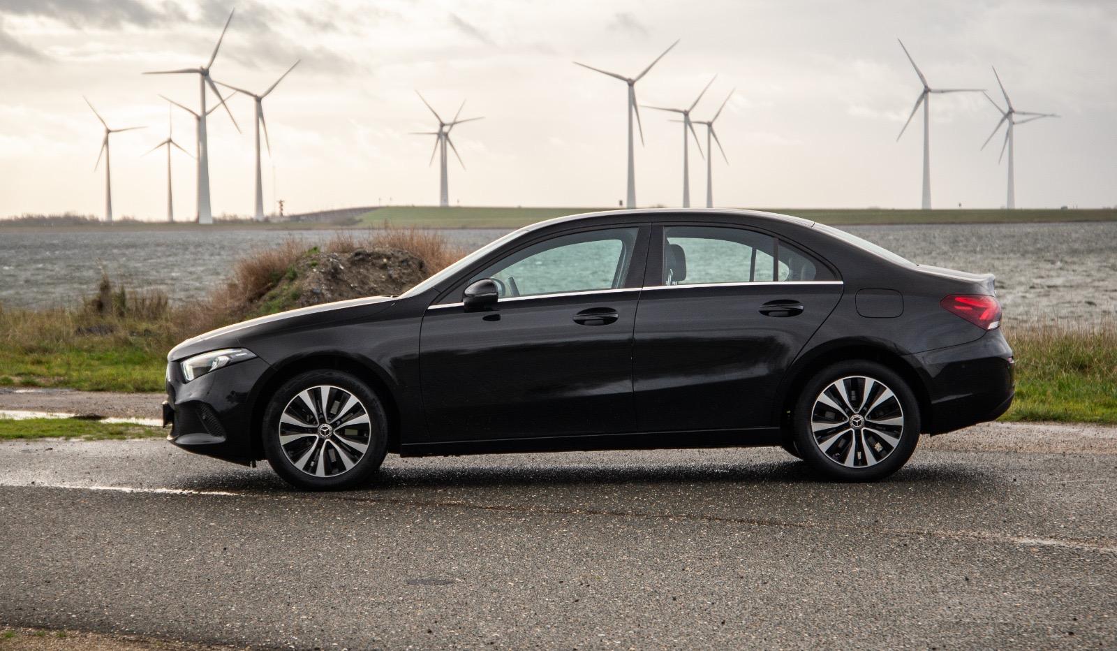 Mercedes-Benz A-Klasse 250 e Business Solution Luxury Limited AUTOMAAT / LEDER / CRUISE CONTROLE / CAMERA / CARPLAY