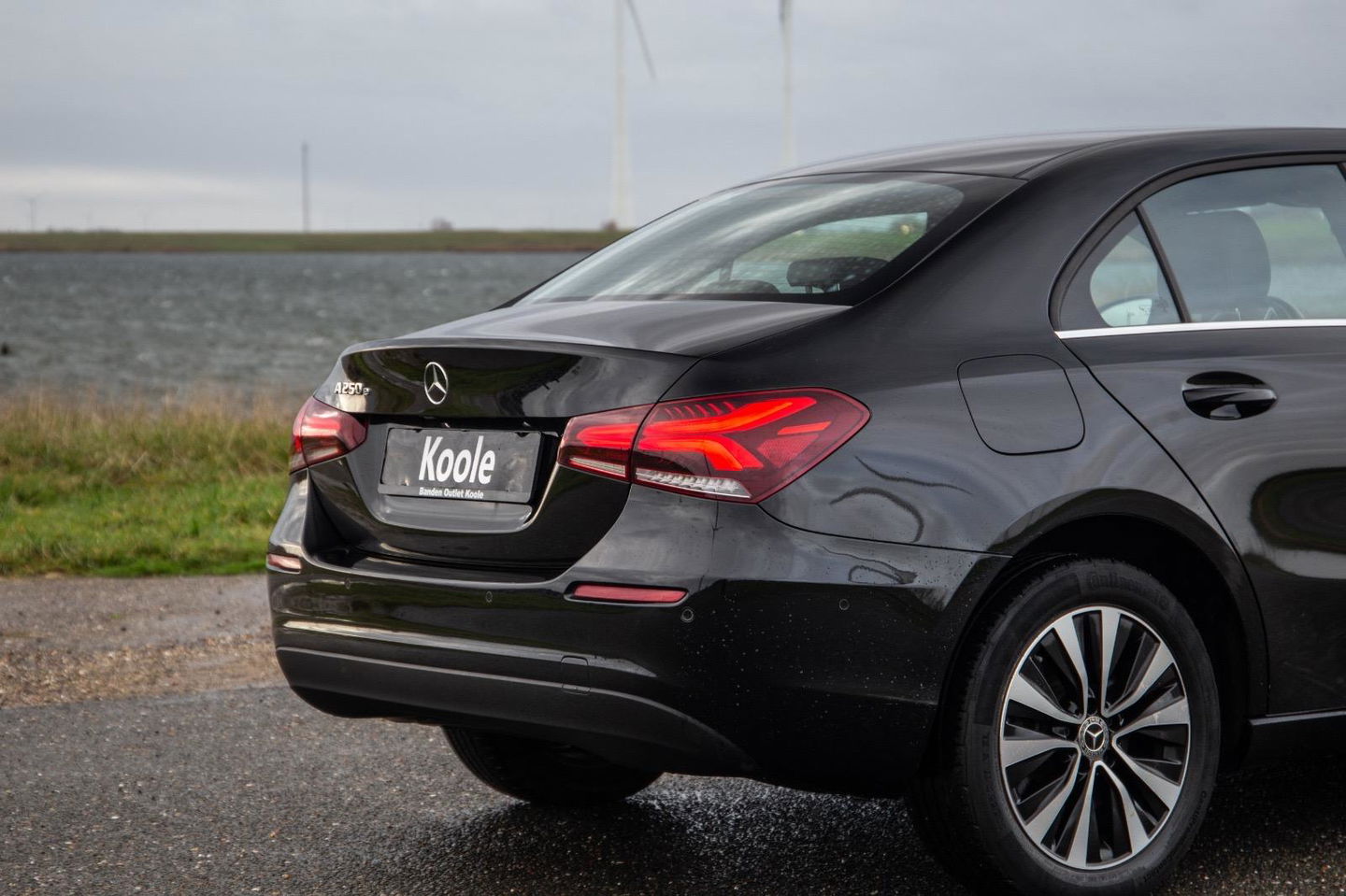 Mercedes-Benz A-Klasse 250 e Business Solution Luxury Limited AUTOMAAT / LEDER / CRUISE CONTROLE / CAMERA / CARPLAY