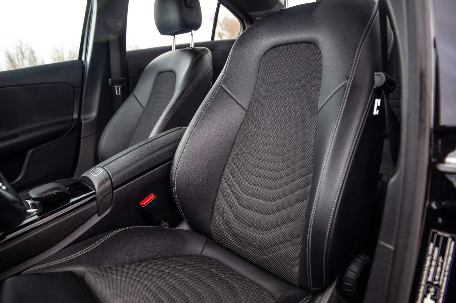 Mercedes-Benz A-Klasse 250 e Business Solution Luxury Limited AUTOMAAT / LEDER / CRUISE CONTROLE / CAMERA / CARPLAY