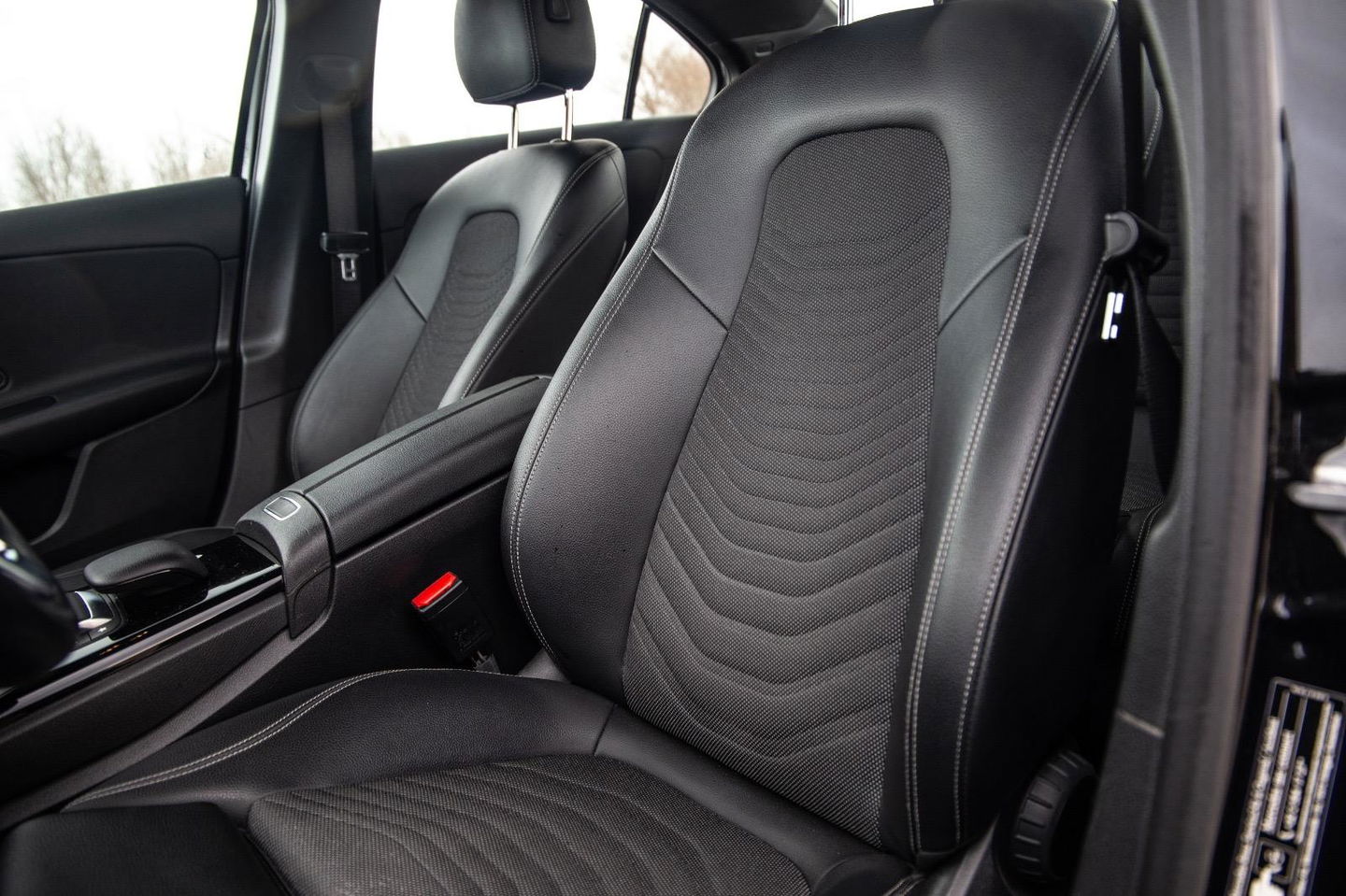 Mercedes-Benz A-Klasse 250 e Business Solution Luxury Limited AUTOMAAT / LEDER / CRUISE CONTROLE / CAMERA / CARPLAY