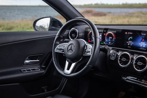 Mercedes-Benz A-Klasse 250 e Business Solution Luxury Limited AUTOMAAT / LEDER / CRUISE CONTROLE / CAMERA / CARPLAY