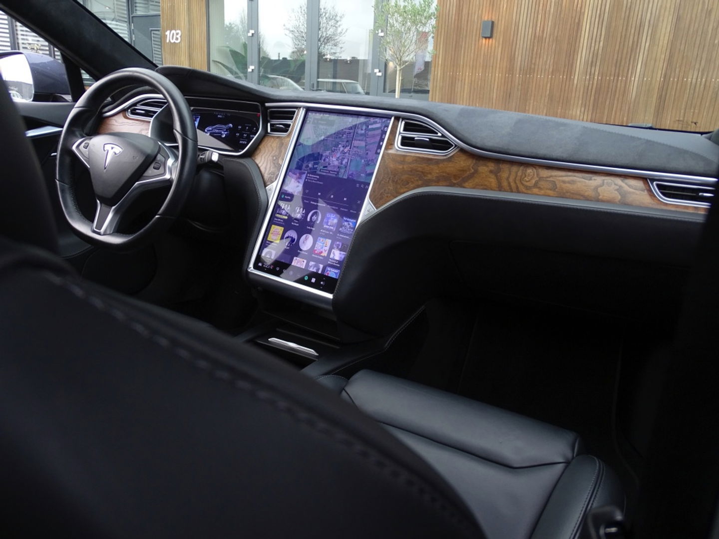 tesla motors MODEL S 90D Base 423PK / alcantara / *NAP*