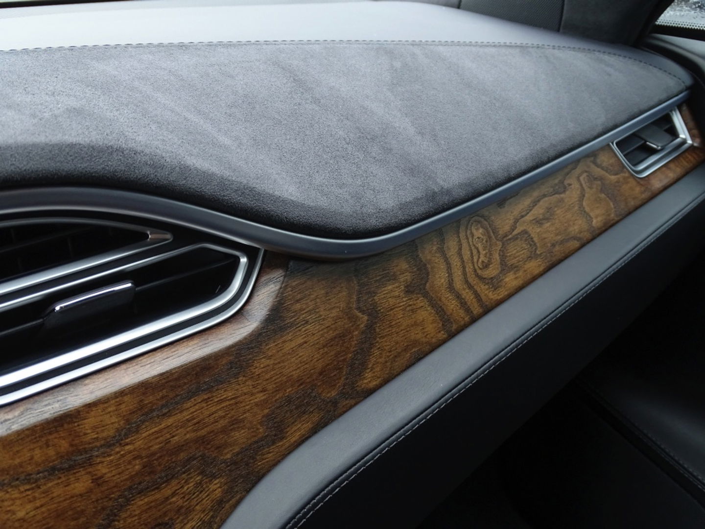 tesla motors MODEL S 90D Base 423PK / alcantara / *NAP*