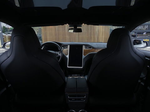 tesla motors MODEL S 90D Base 423PK / alcantara / *NAP*