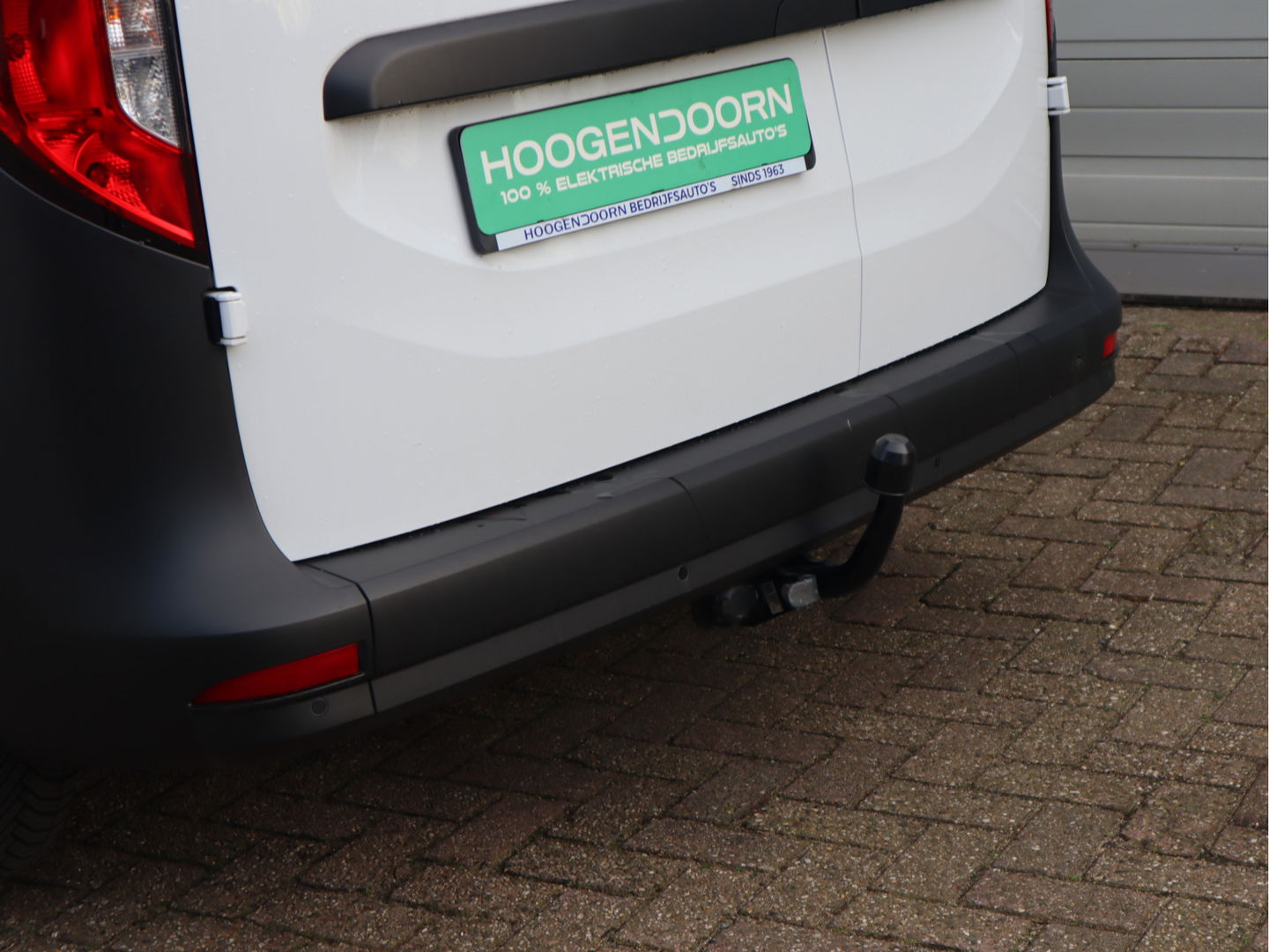 Mercedes-Benz eCitan 112 L1 51 kWh 98,4 SoH - Trekhaak - ApplePlay - Laden 22 kWh - Betimmerd