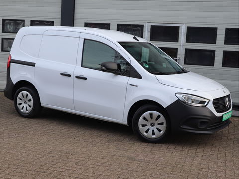 Mercedes-Benz eCitan 112 L1 51 kWh 98,4 SoH - Trekhaak - ApplePlay - Laden 22 kWh - Betimmerd