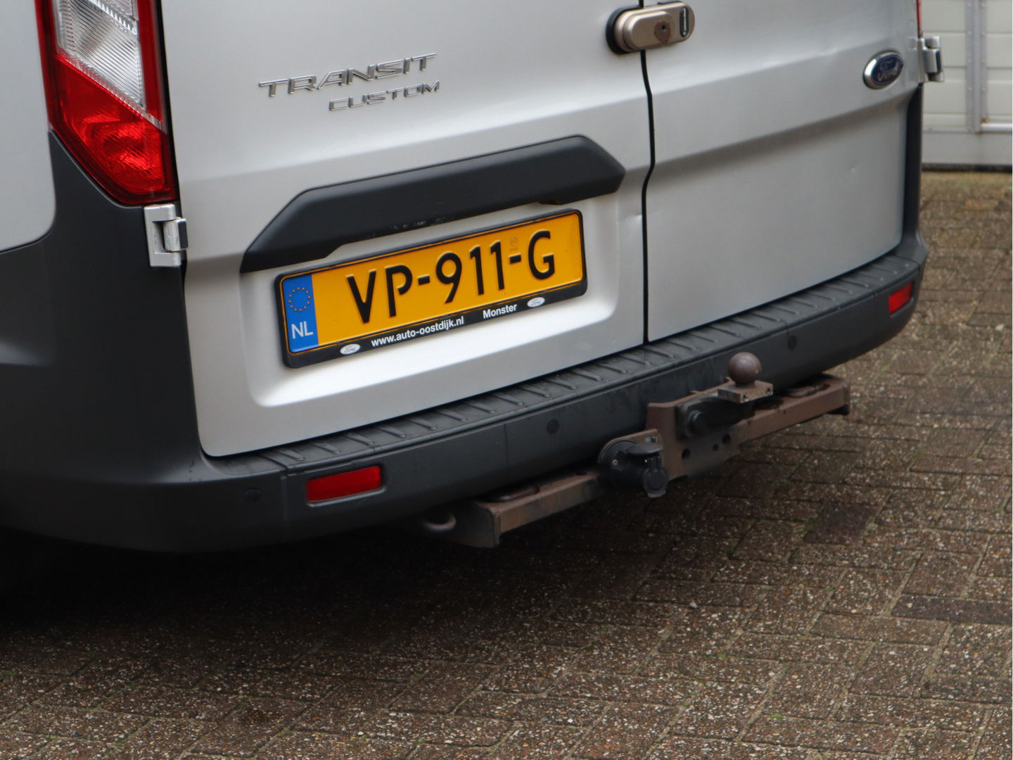 Ford Transit Custom 2.2 TDCI 126pk L2 Lang - Trekhaak - Airco